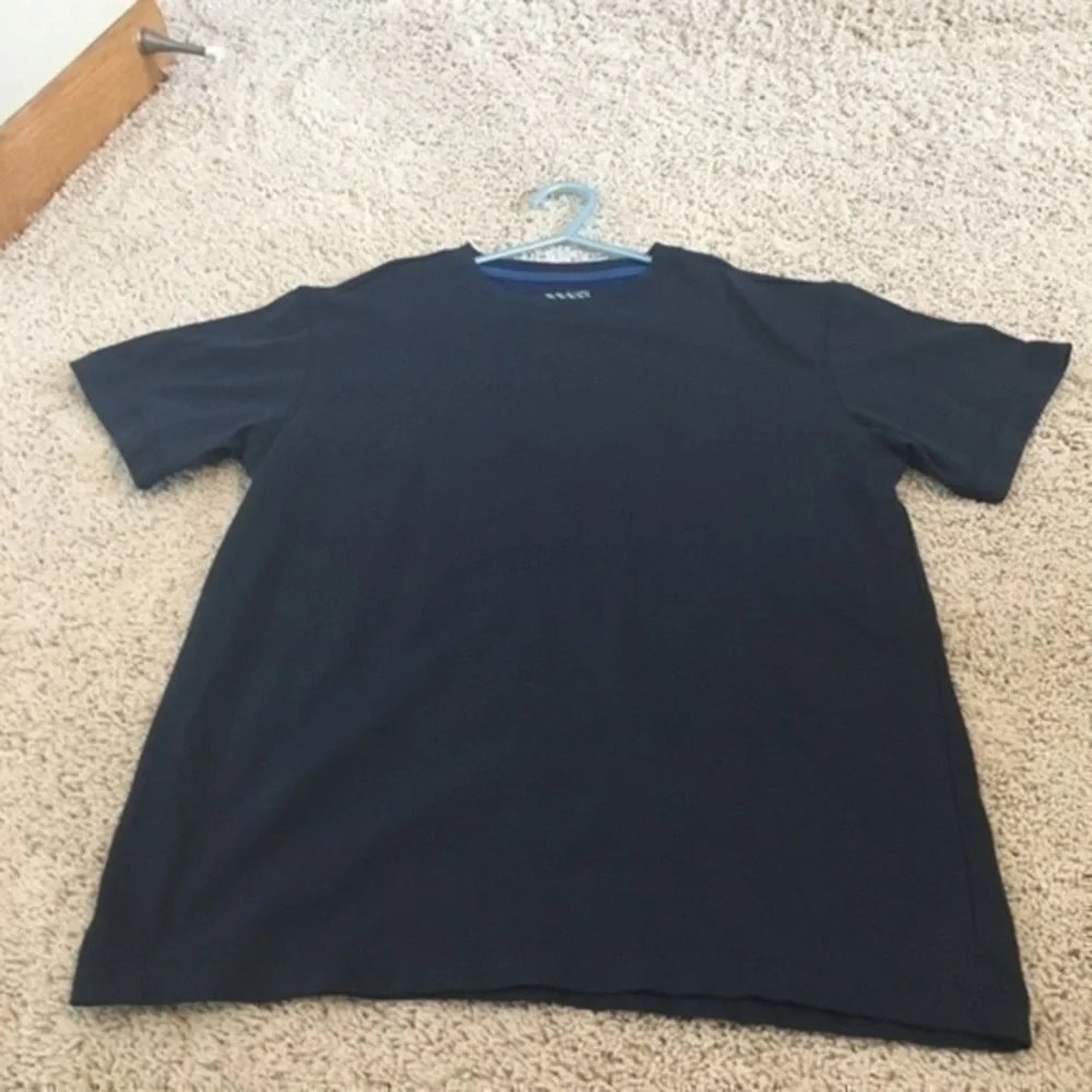 Boys size medium 8 Old Navy navy T-shirt NWOT